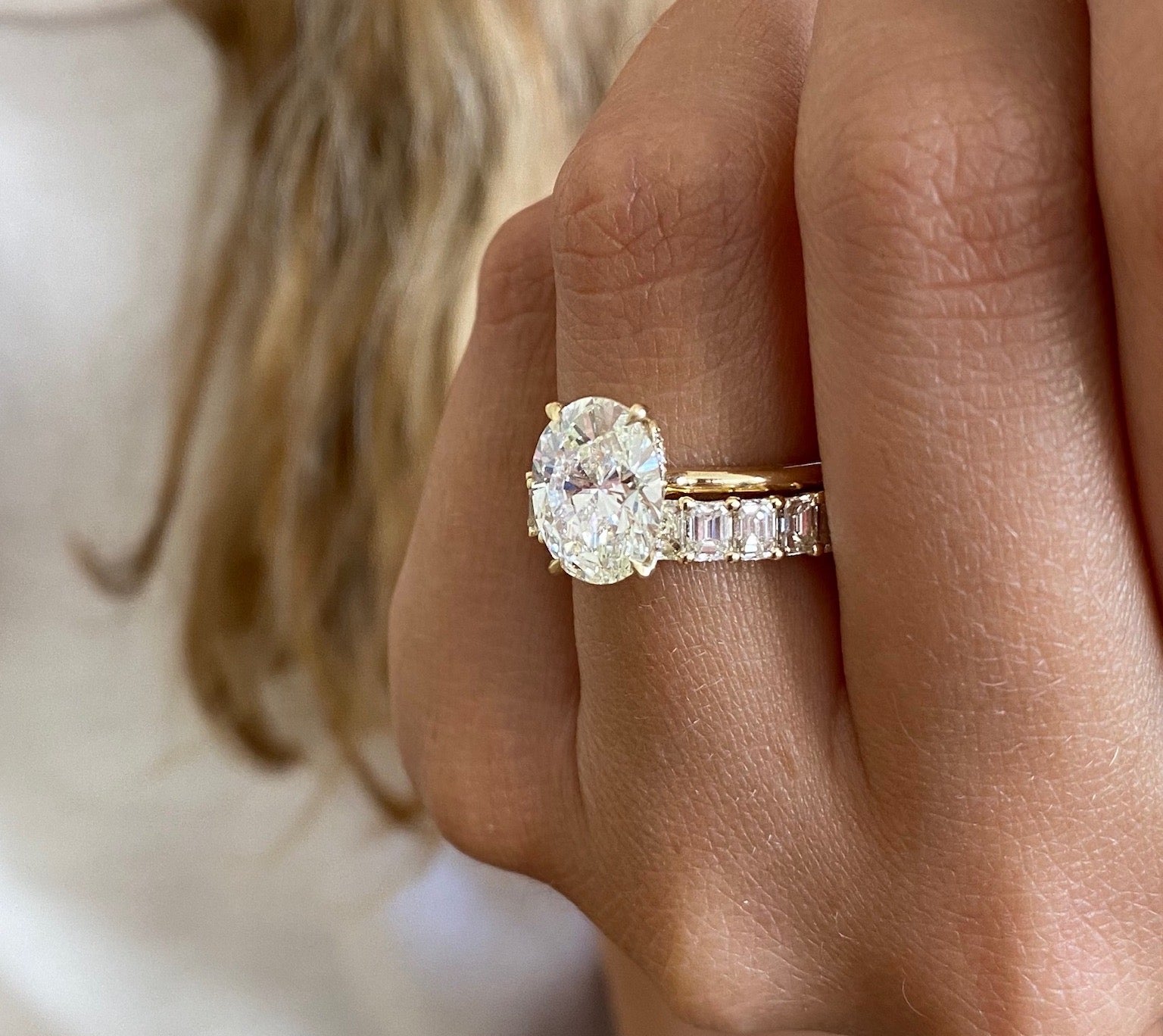 How to Pair a Solitaire Engagement Ring with the Perfect Wedding Band