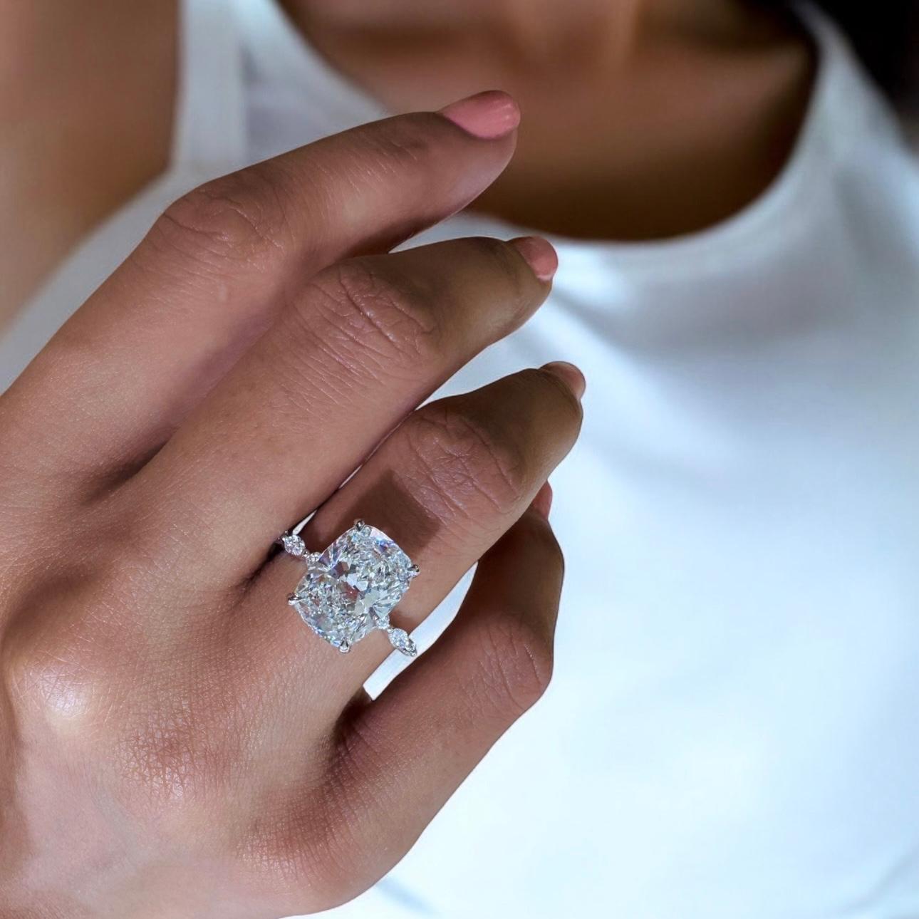 Why Choose an Elongated Cushion Cut for Your Engagement Ring?