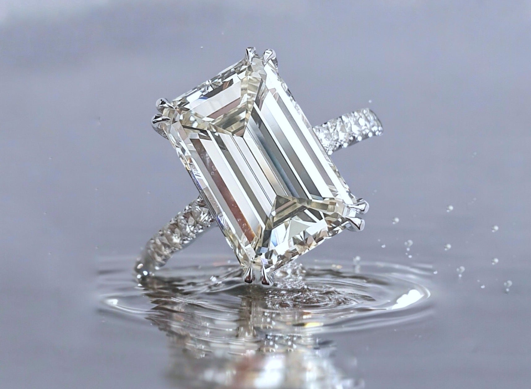 Top Ultrasonic Jewelry Cleaners: Best Machines for Sparkling Shine