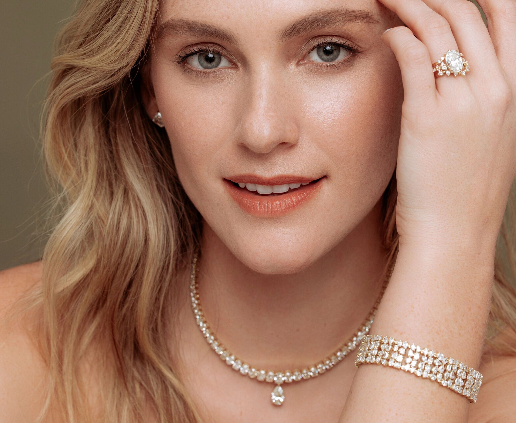 Vintage Meets Modern: Expert Tips for Mixing Jewelry Designs