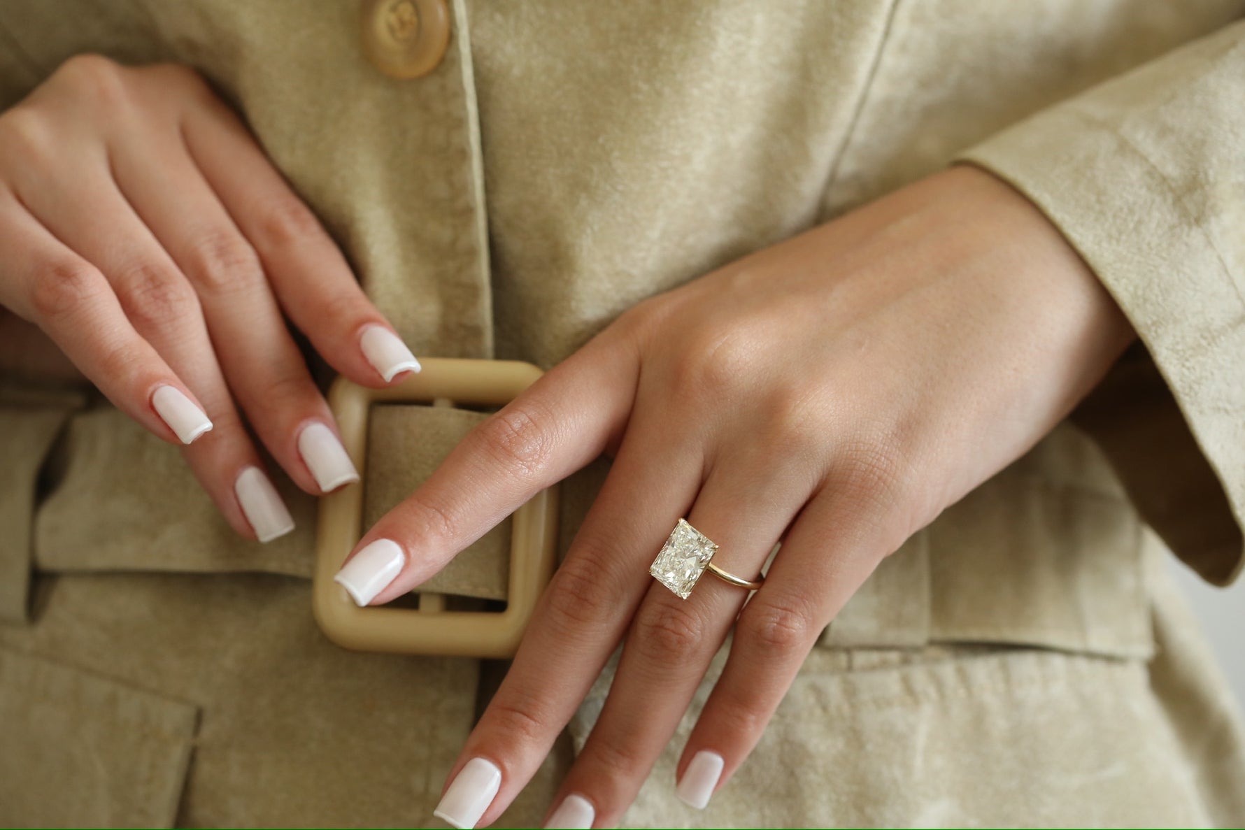 7 Essential Tips for Keeping Your Engagement Ring Safe While Travelling