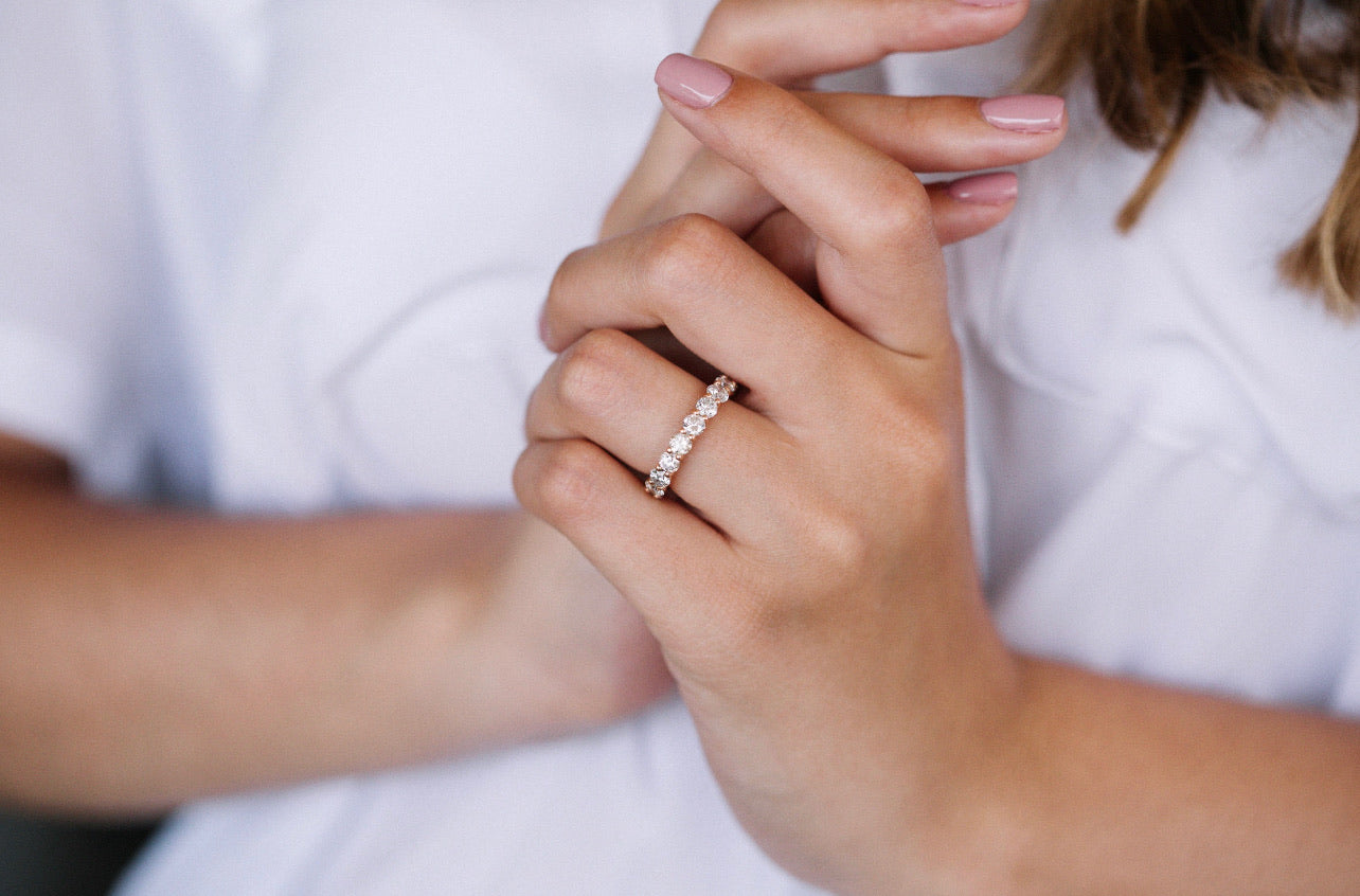 Promise Rings vs. Engagement Rings: What Young Couples Need to Know