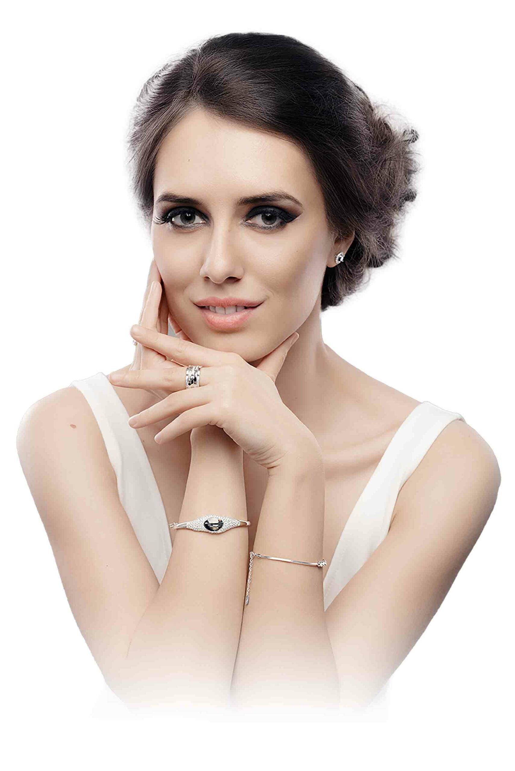 The Ultimate Guide to Mastering Online Jewelry Shopping: Tips and Tricks for Success