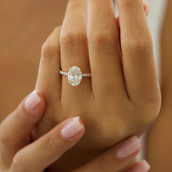 Cushion Cut Engagement Rings: A Unique and Romantic Choice for Your Proposal