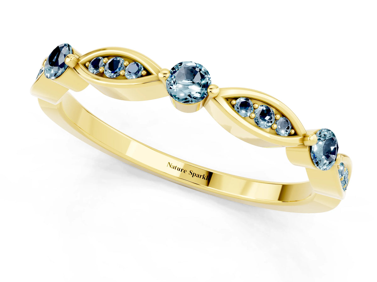 Alternating Marquise and Round Aquamarine Milgrain Band in Yellow gold with Bezel Setting_1