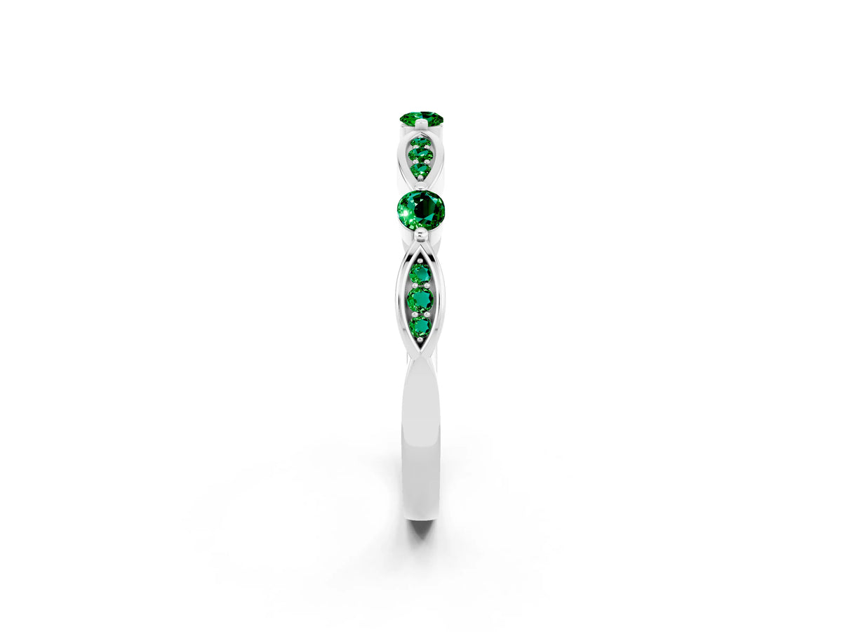 Alternating Marquise and Round Emerald Milgrain Band in Platinum with Bezel Setting_2