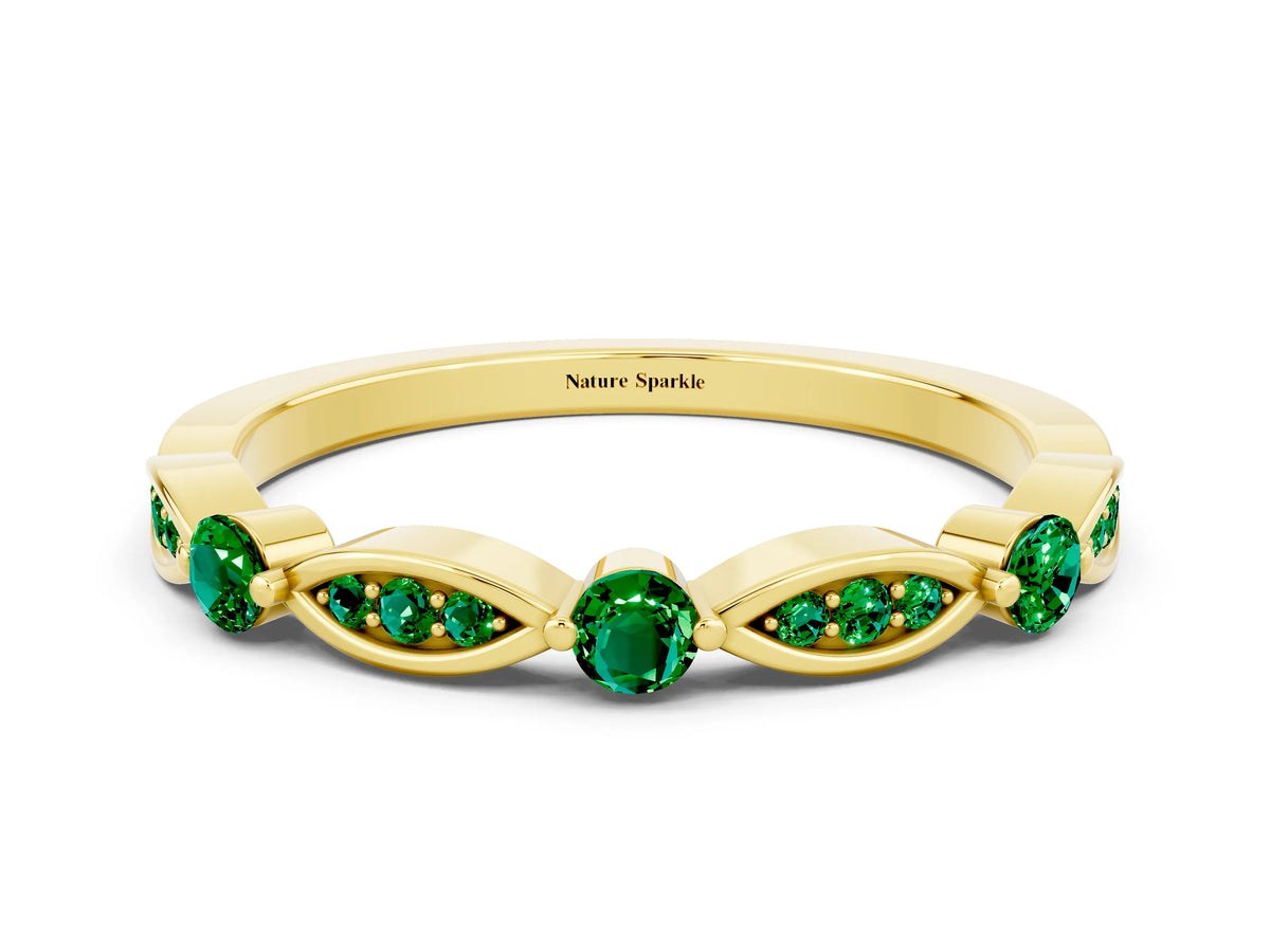 Alternating Marquise and Round Emerald Milgrain Band in Yellow gold with Bezel Setting