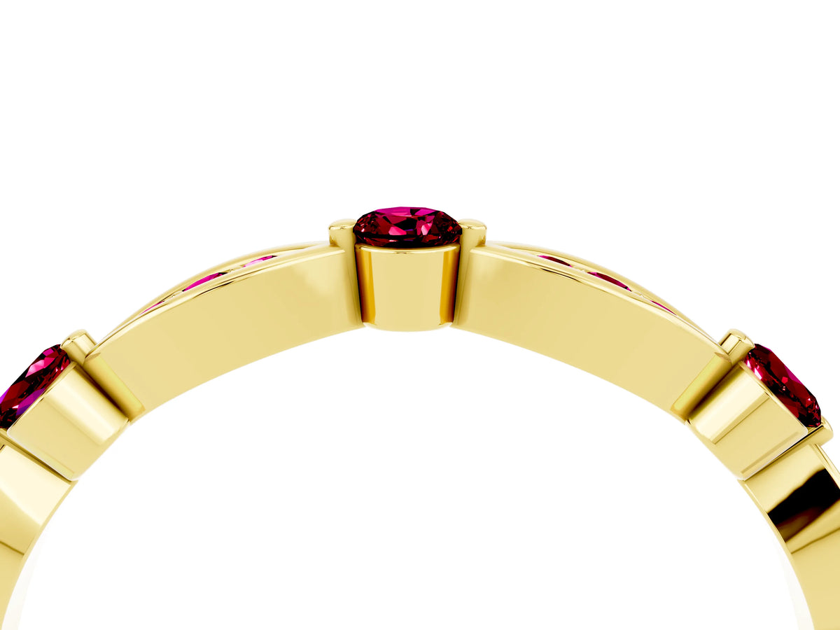 Alternating Marquise and Round Garnet Milgrain Band in Yellow gold with Bezel Setting_4
