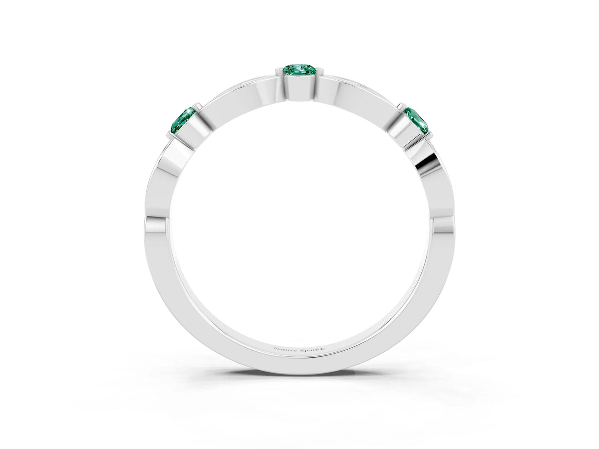 Alternating Marquise and Round Green Sapphire Milgrain Band in Platinum with Bezel Setting_3