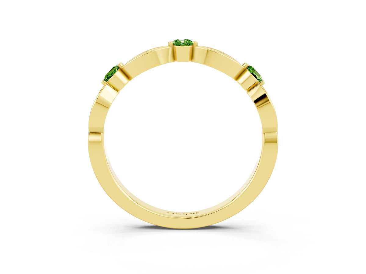 Alternating Marquise and Round Peridot Milgrain Band in Yellow gold with Bezel Setting_3