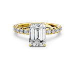Asscher Cut Diamond Pavé Solitaire Ring in Yellow gold with Round Pavé Band and Prong Setting