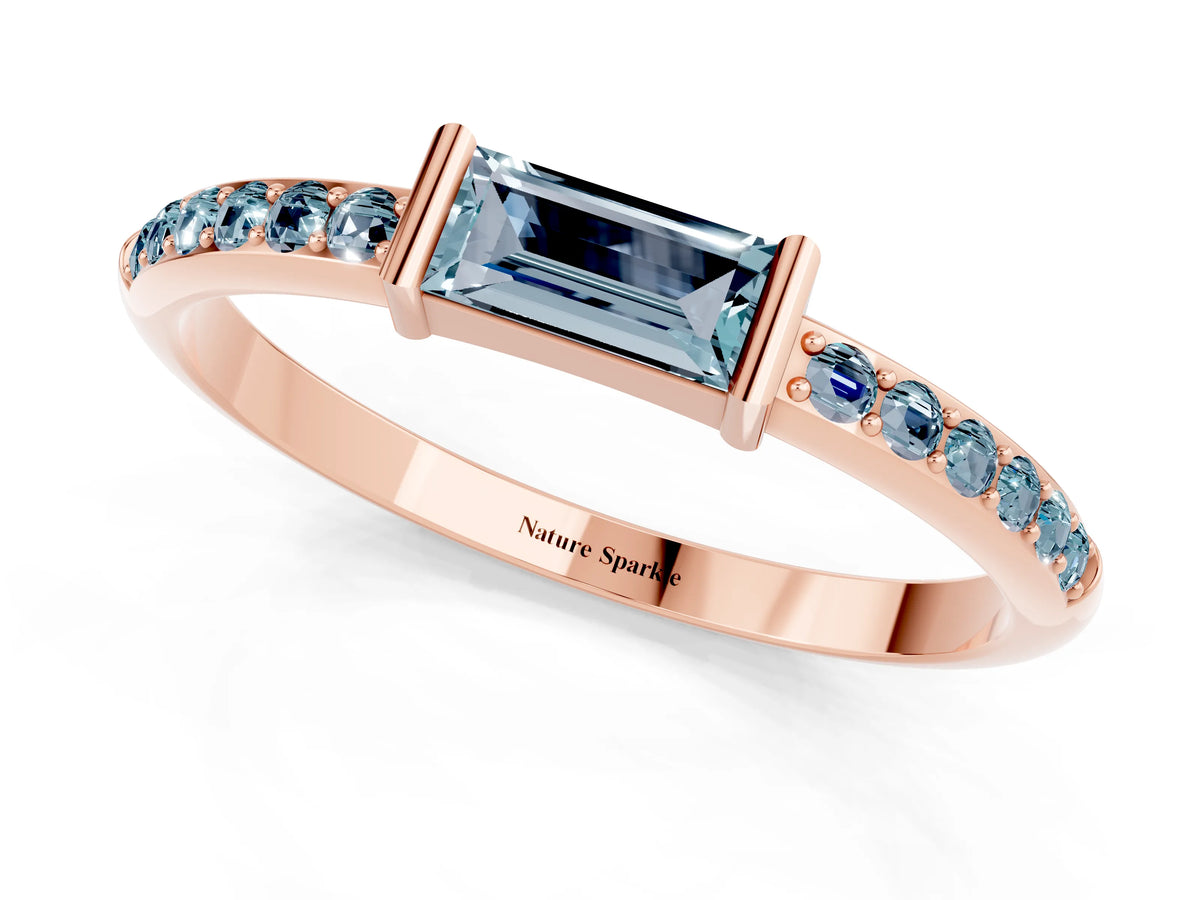 Baguette Aquamarine Pavé Band in Rose gold with Bar Setting_1