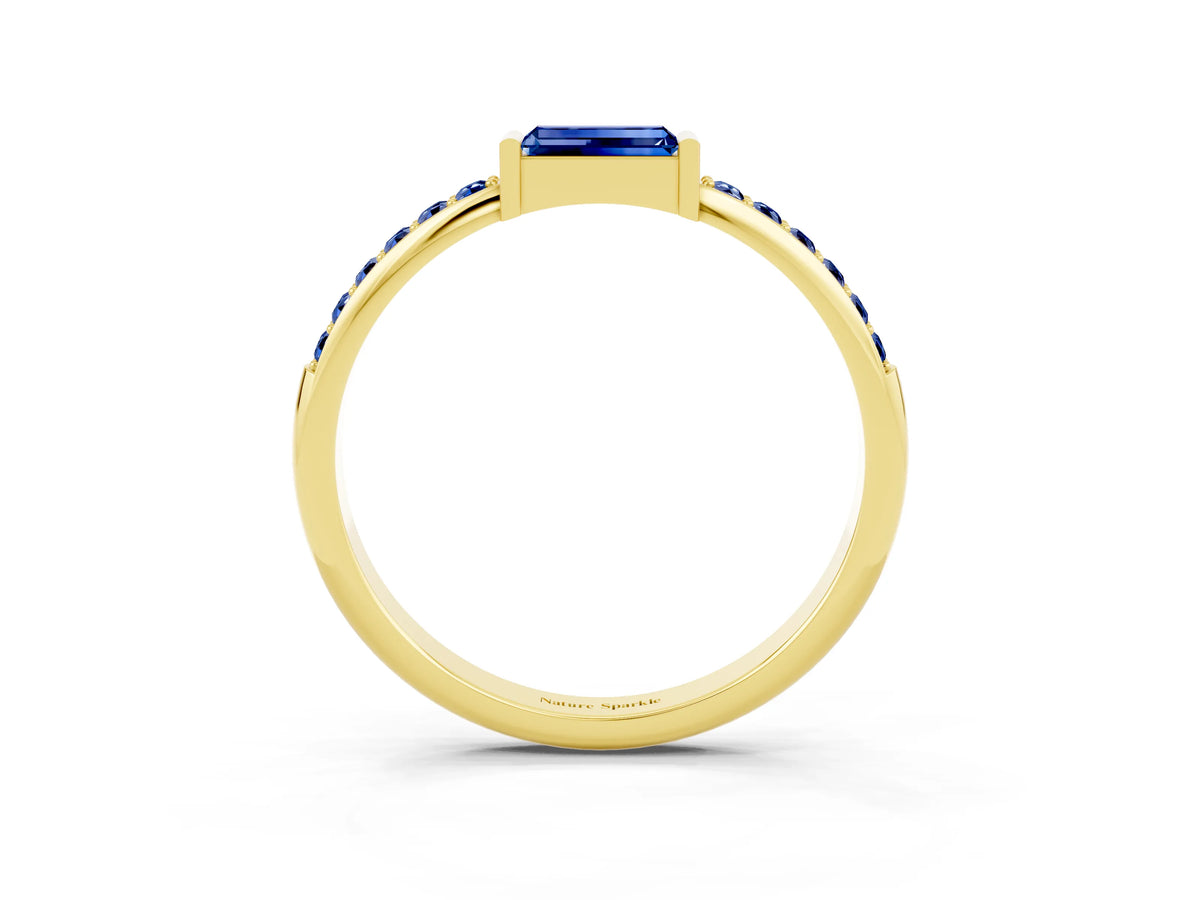 Baguette Blue Sapphire Pavé Band in Yellow gold with Bar Setting_3