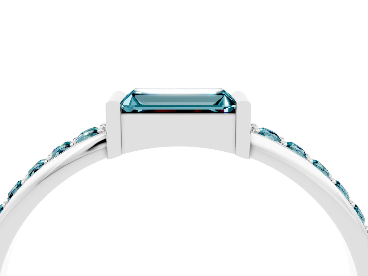 Baguette Blue Topaz Pavé Band in Silver with Bar Setting_4