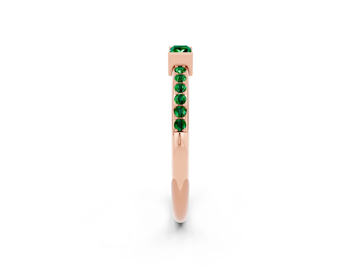 Baguette Emerald Pavé Band in Rose gold with Bar Setting_2