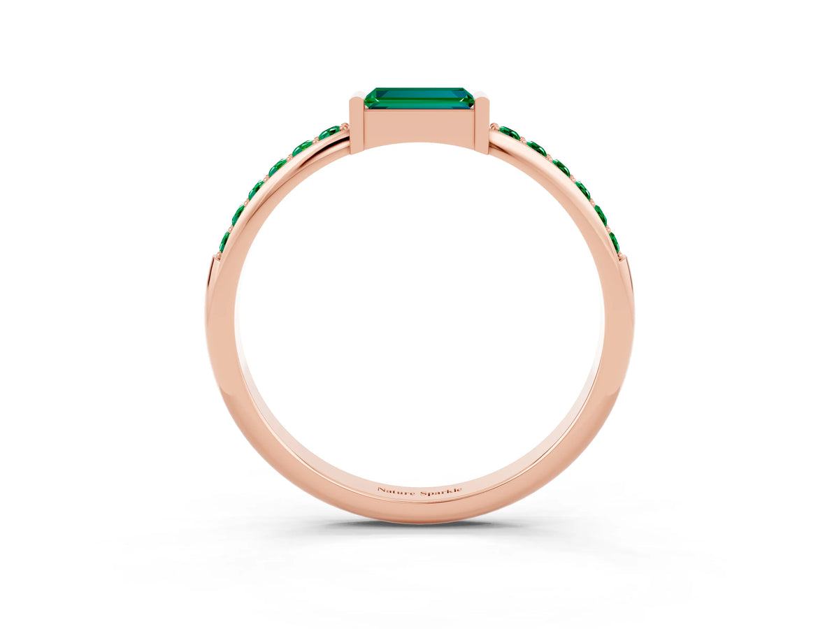 Baguette Emerald Pavé Band in Rose gold with Bar Setting_3