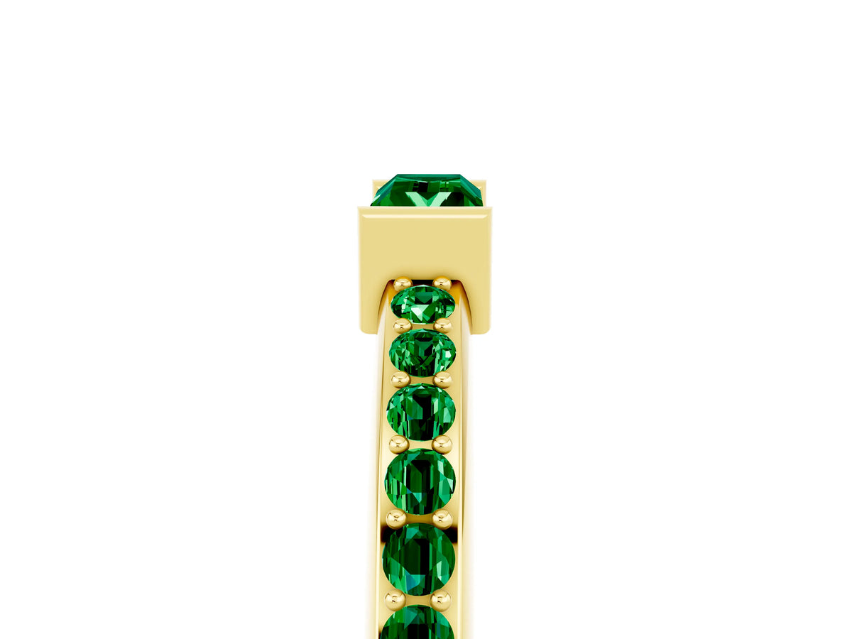 Baguette Emerald Pavé Band in Yellow gold with Bar Setting_5