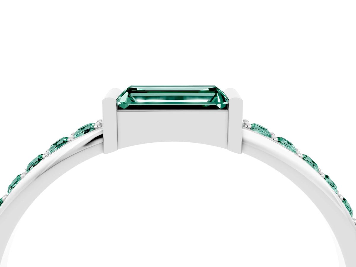 Baguette Green Sapphire Pavé Band in Platinum with Bar Setting_4