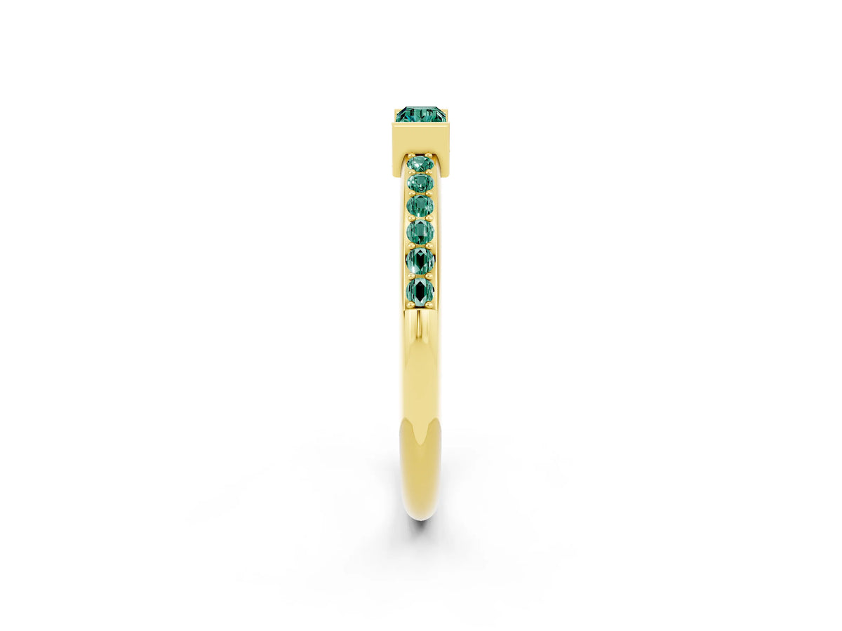 Baguette Green Sapphire Pavé Band in Yellow gold with Bar Setting_2