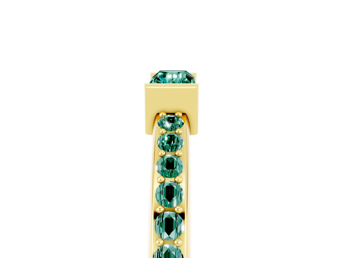 Baguette Green Sapphire Pavé Band in Yellow gold with Bar Setting_5