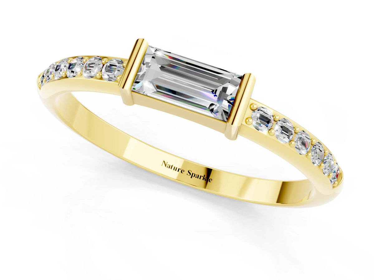 Baguette Moissanite Pavé Band in Yellow gold with Bar Setting_1