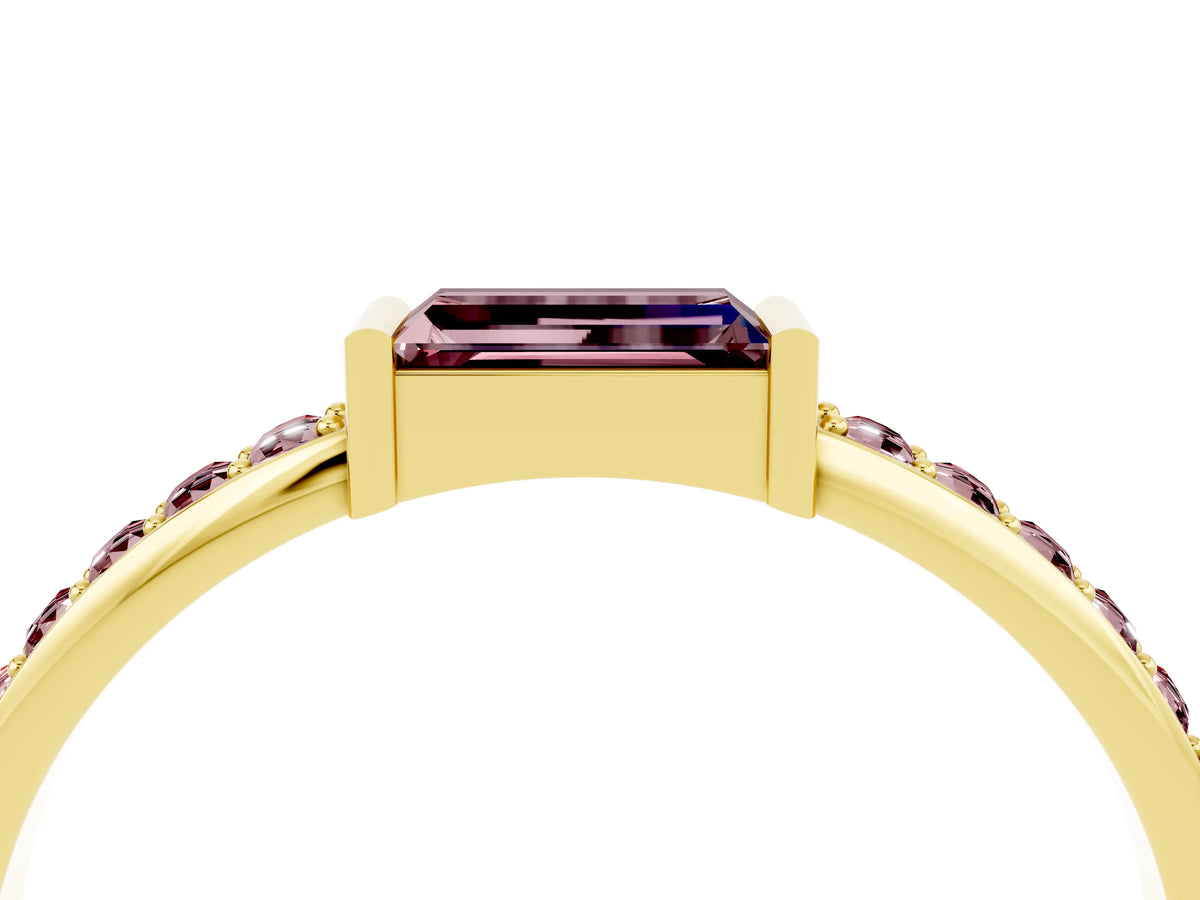 Baguette Morganite Pavé Band in Yellow gold with Bar Setting_4