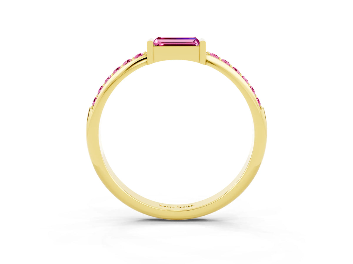 Baguette Pink Sapphire Pavé Band in Yellow gold with Bar Setting_3