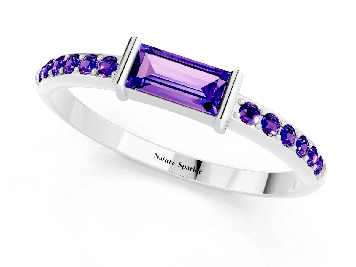 Baguette Tanzanite Pavé Band in Platinum with Bar Setting_1