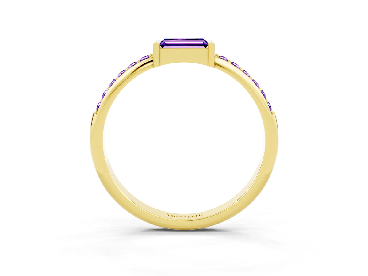 Baguette Tanzanite Pavé Band in Yellow gold with Bar Setting_3