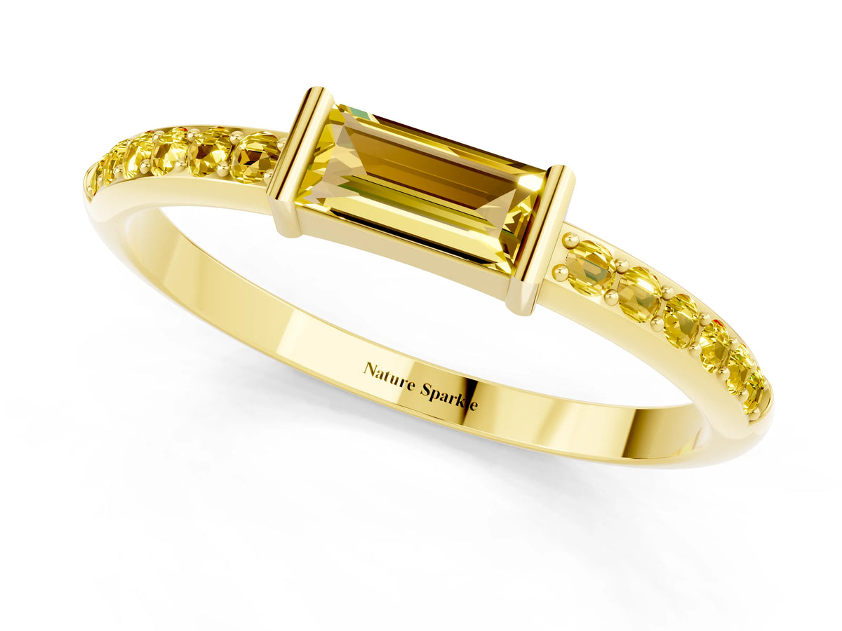 Baguette Yellow Sapphire Pavé Band in Yellow gold with Bar Setting_1