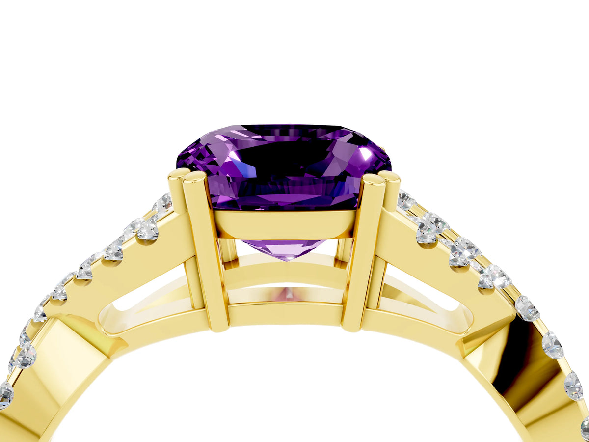 Cushion Cut Amethyst Solitaire Ring in Yellow gold with Interwoven Pavé Band and Prong Setting_4