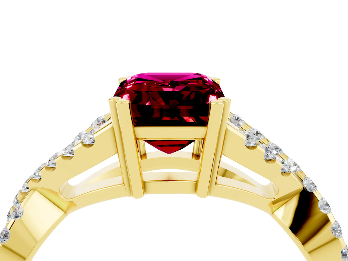 Emerald Cut Garnet Solitaire Ring in Yellow gold with Interwoven Pavé Band and Prong Setting_4