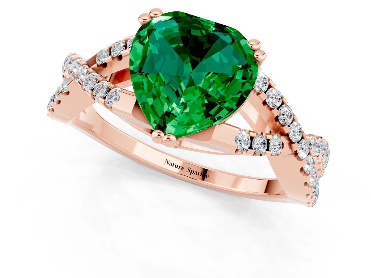 Heart Cut Emerald Solitaire Ring in Rose gold with Interwoven Pavé Band and Prong Setting_1