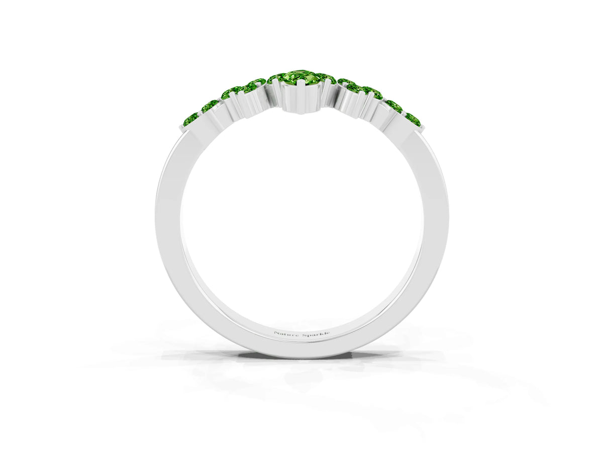 Marquise and Round Peridot Chevron Band in Platinum with Prong Setting_3