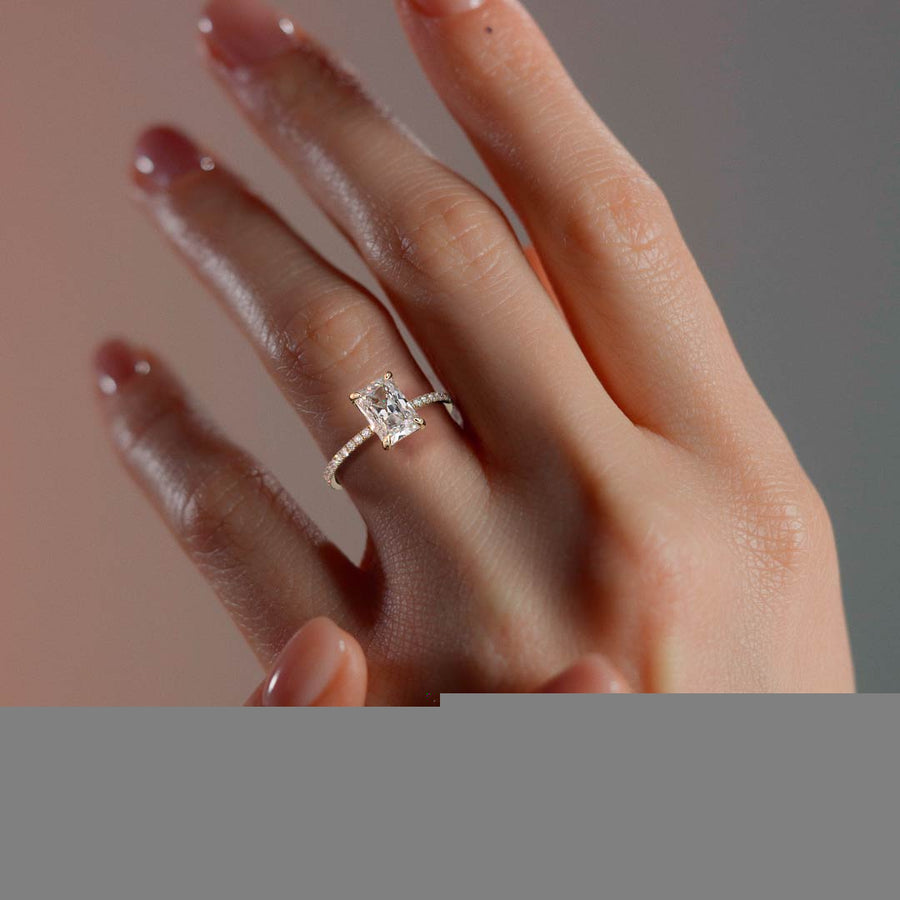 Yellow gold Radiant Diamond Engagement Ring with Double Prongs and Pavé Band