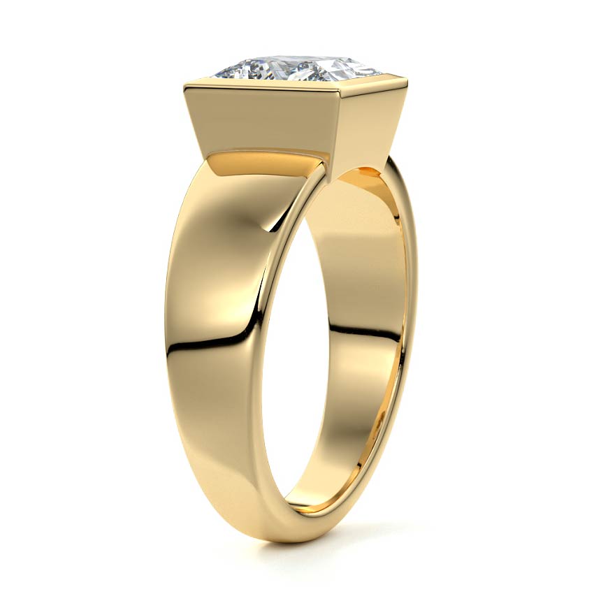 Yellow gold Princess Diamond Solitaire Engagement Ring