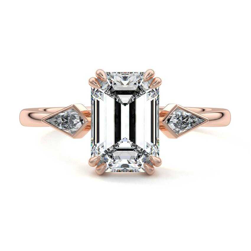 Rose gold Three-Stone Emerald Diamond Engagement Ring with Kite Side Stones