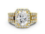 Oval Cut Diamond Halo Engagement Ring in Yellow gold with Triple-Row Round Band_36