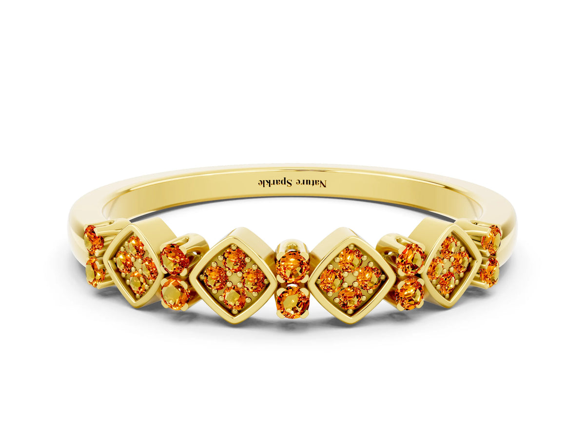Pavé Cushion Citrine Cluster Eternity Band in Yellow gold with Prong Setting