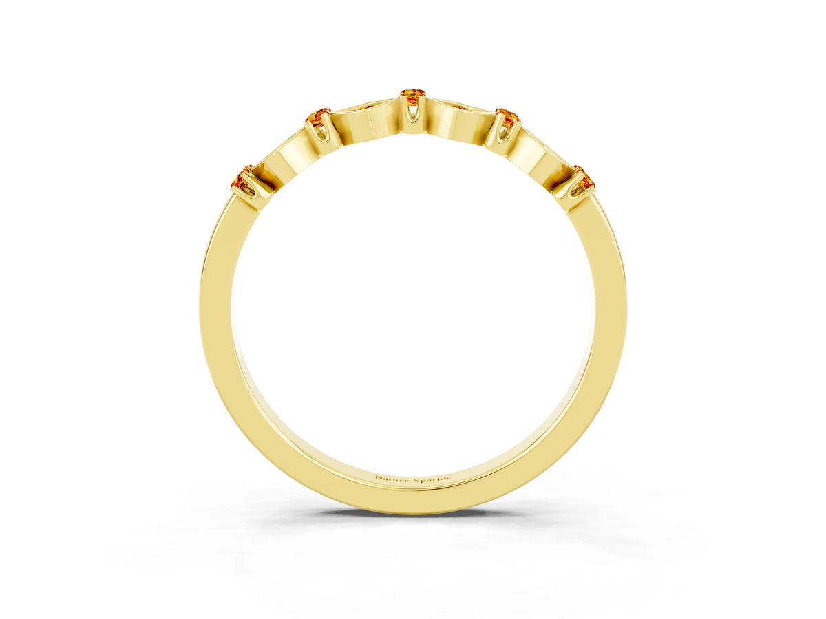 Pavé Cushion Citrine Cluster Eternity Band in Yellow gold with Prong Setting_3