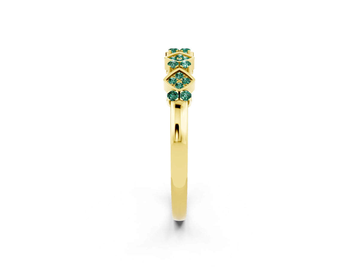 Pavé Cushion Green Sapphire Cluster Eternity Band in Yellow gold with Prong Setting_2