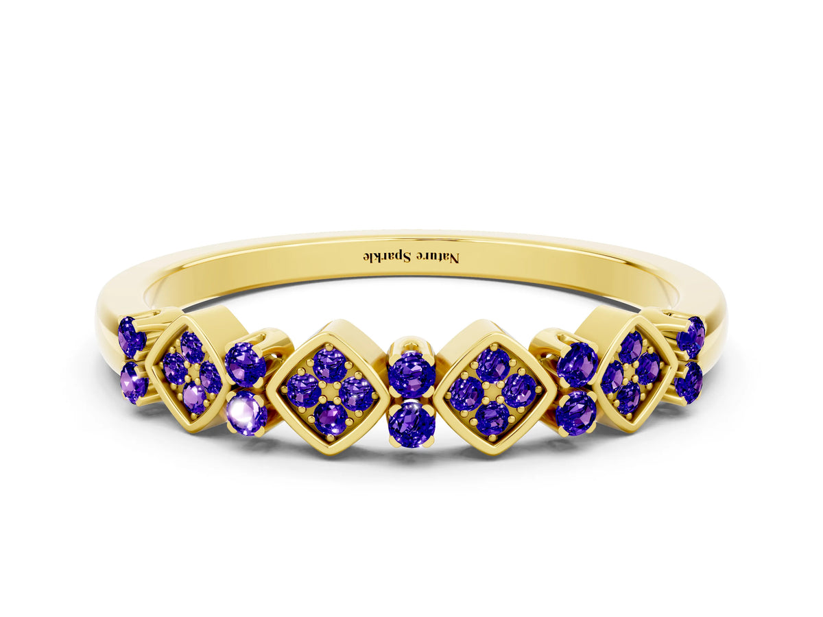 Pavé Cushion Tanzanite Cluster Eternity Band in Yellow gold with Prong Setting