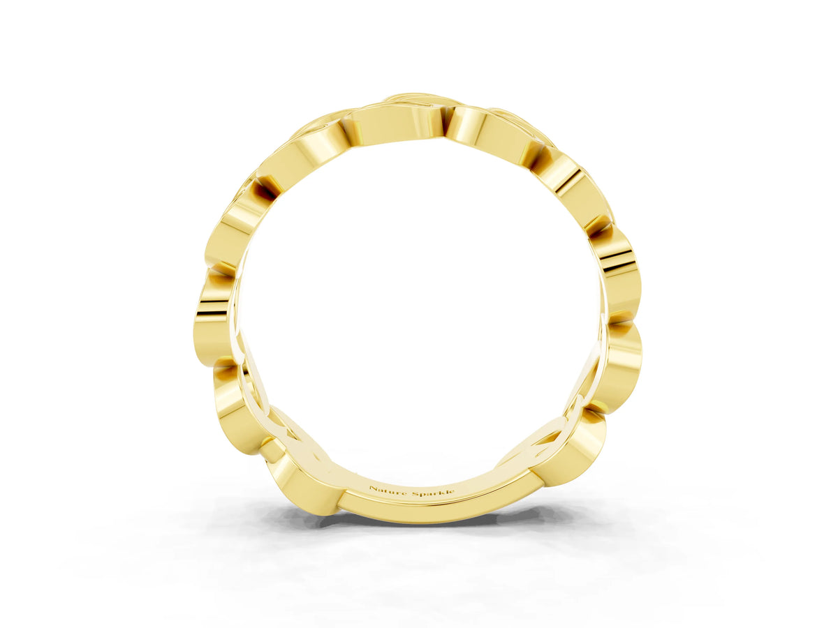 Pavé Round Blue Sapphire Interlocking Eternity Band in Yellow gold with Bezel Prong Setting_3