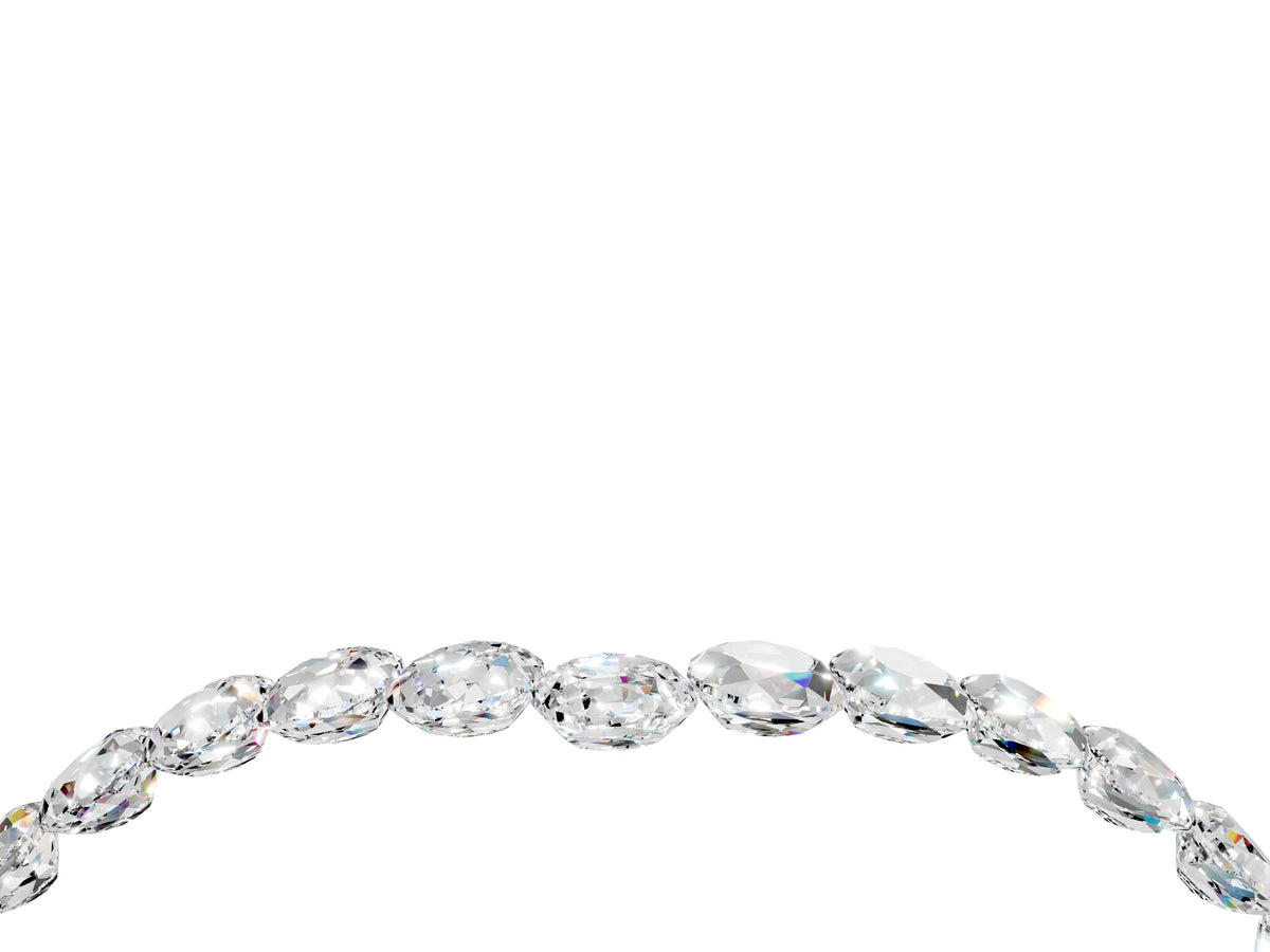 Pavé Round Moissanite Chevron Band in Platinum with Shared Prong Setting_4