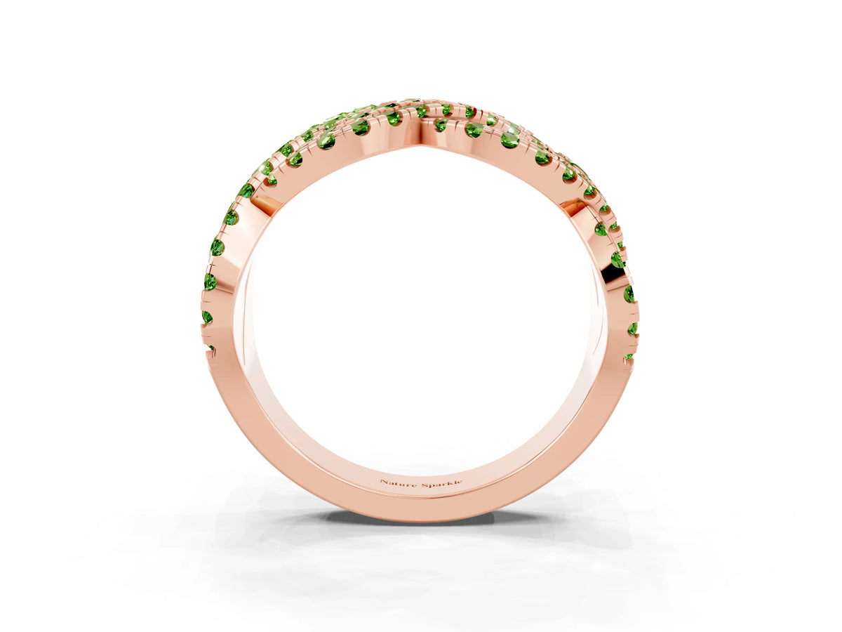 Pavé Round Peridot Infinity Twist Band in Rose gold with Shared Prong Setting_3