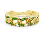 Pavé Round Peridot Interlocking Eternity Band in Yellow gold with Bezel Prong Setting