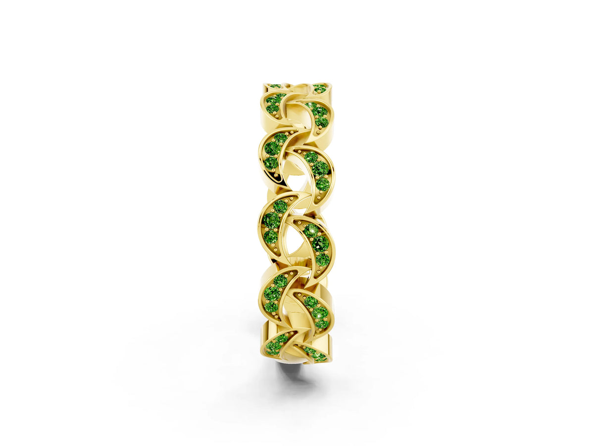 Pavé Round Peridot Interlocking Eternity Band in Yellow gold with Bezel Prong Setting_2