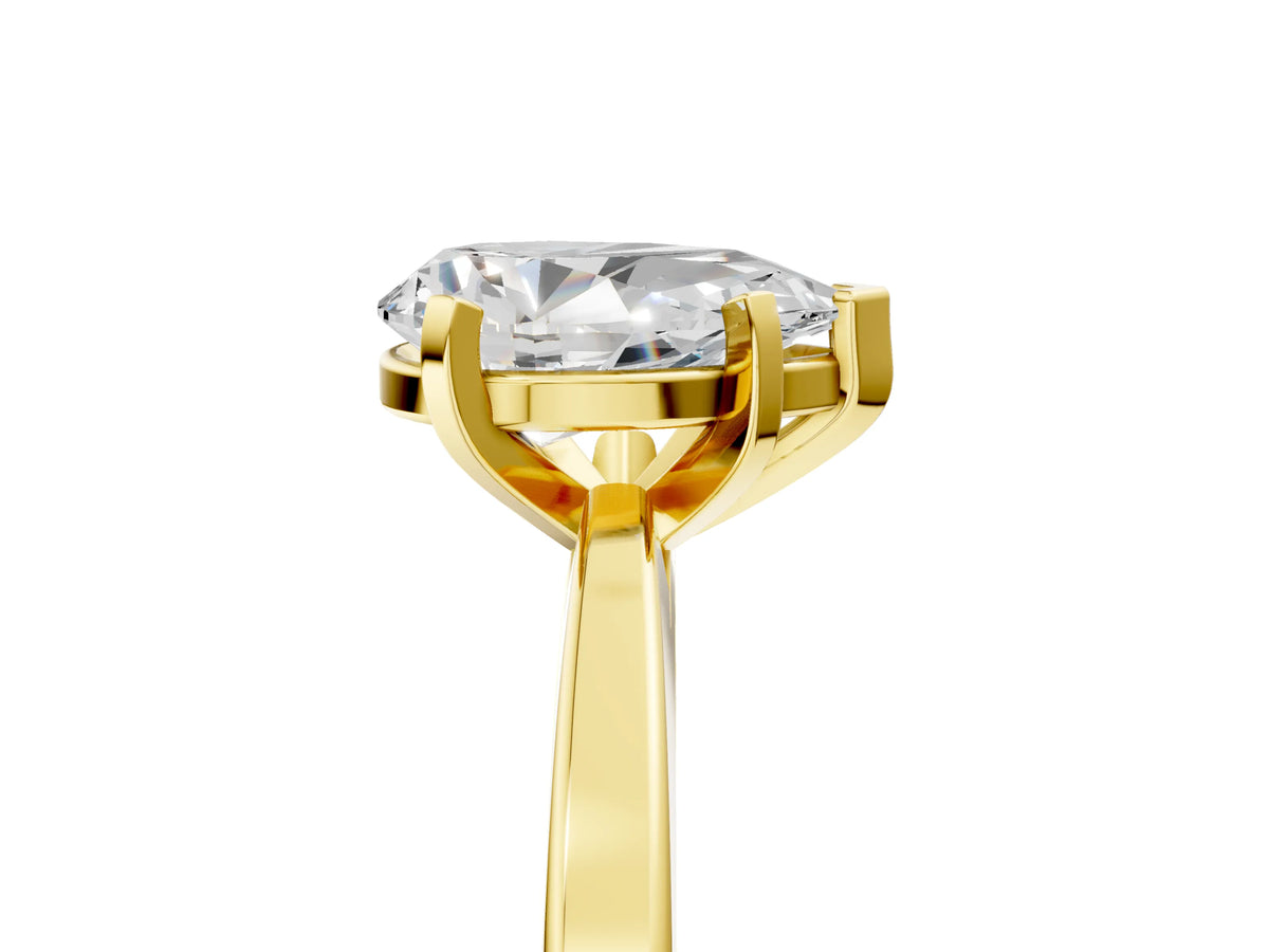Pear Cut Diamond Solitaire Engagement Ring in Yellow gold with Prong Setting_23