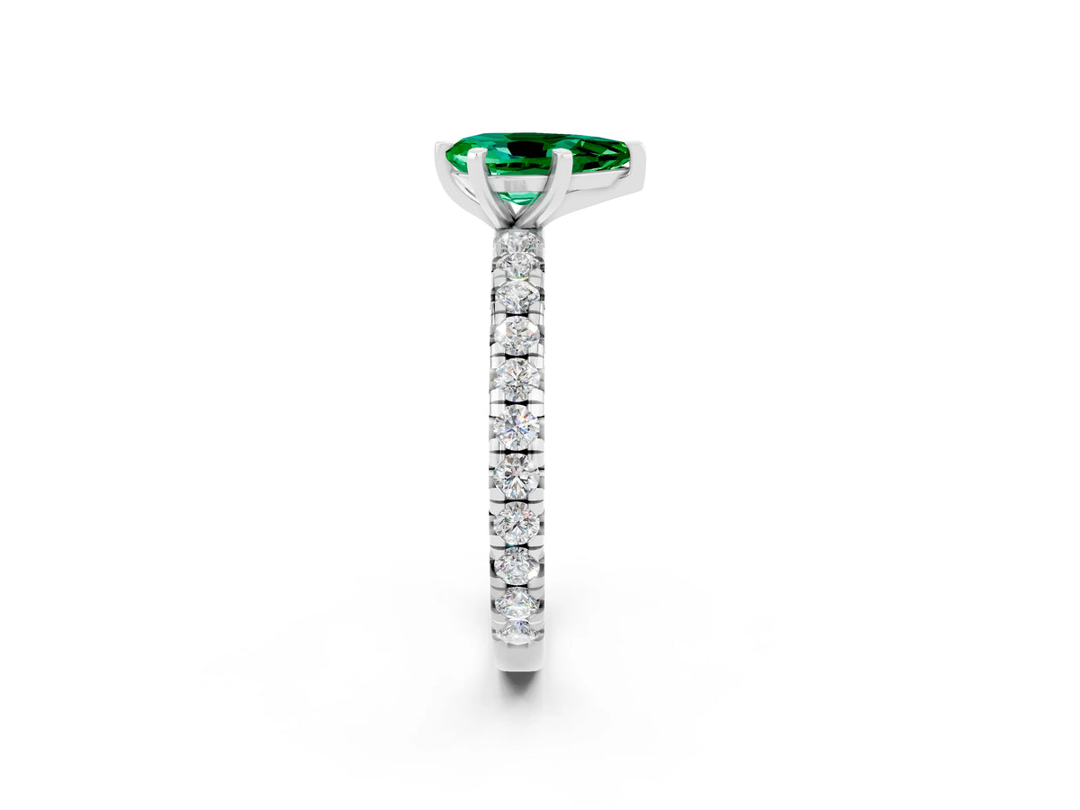 Pear Cut Emerald Pavé Solitaire Ring in White gold with Round Pavé Band and Prong Setting_2