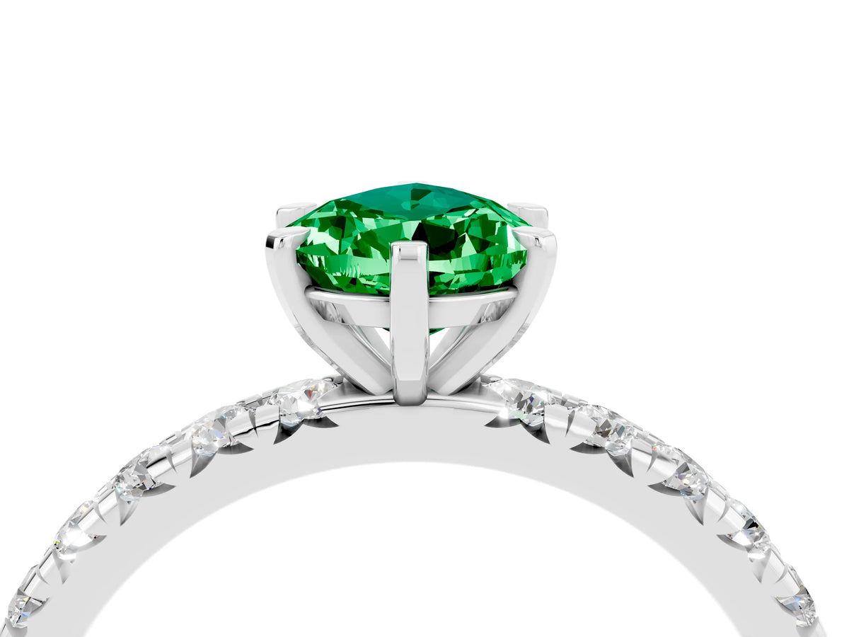 Pear Cut Emerald Pavé Solitaire Ring in White gold with Round Pavé Band and Prong Setting_4